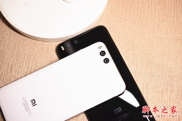 小米6白色和黑色哪个好看？小米6黑白双色真机对比图赏