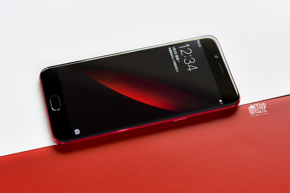 2017当红不让 OPPO R9s新年特别版开箱图党(6/12)