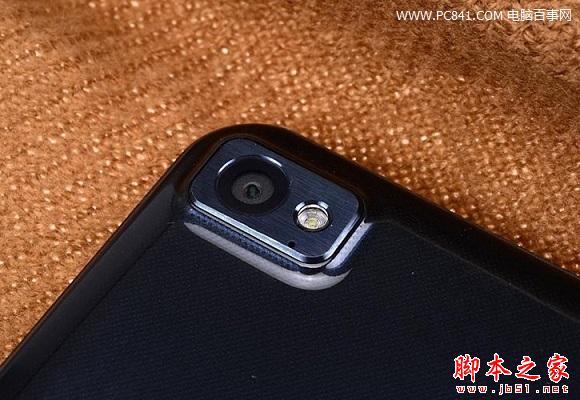 酷派大观4 mini后置1300万像素摄像头