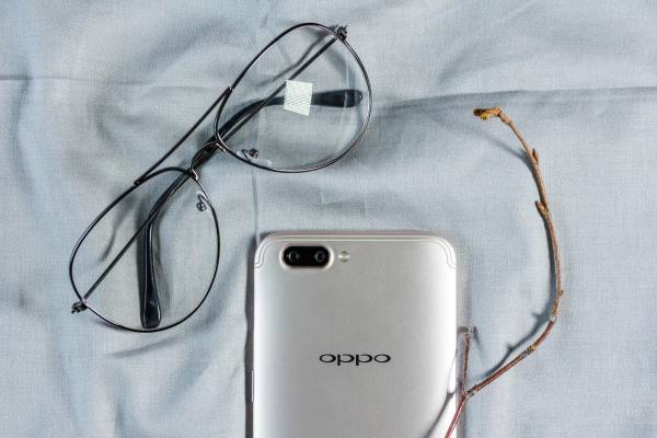 OPPOR11拍照效果如何?OPPOR11前后摄像头配置拍照实样对比评测图解