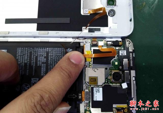 荣耀畅玩6A内部做工怎么样？荣耀畅玩6A拆机图解全过程评测