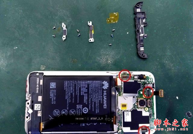 荣耀畅玩6A内部做工怎么样？荣耀畅玩6A拆机图解全过程评测