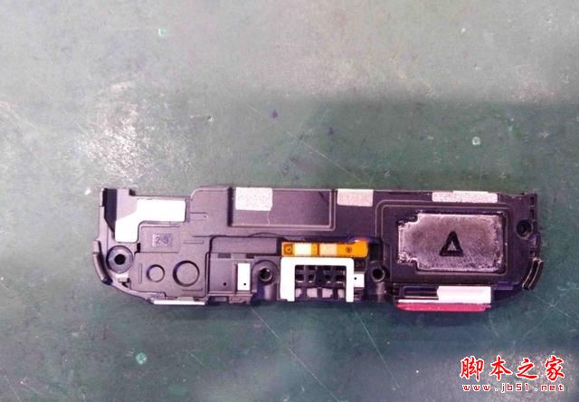 荣耀畅玩6A内部做工怎么样？荣耀畅玩6A拆机图解全过程评测