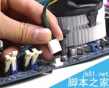 电脑开机后显示CPU Fan Error错误提示的解决方法1 电脑开机后显示CPU Fan Error错误提示的解决方法1