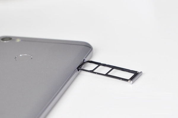 红米Note5A怎么装SIM卡?红米Note5A插卡/装卡教程