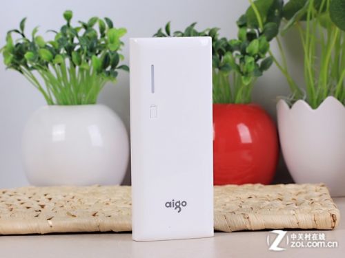 商务出行需携带 超实用移动电源大推荐