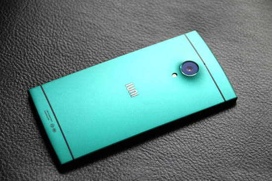 质感与美感并存金属热门智能手机推荐(4)