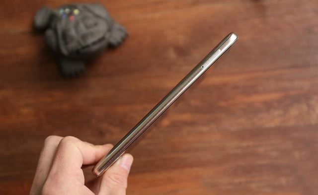 华为Mate10怎么装卡/插卡？华为Mate10手机SIM卡安装图文教程 