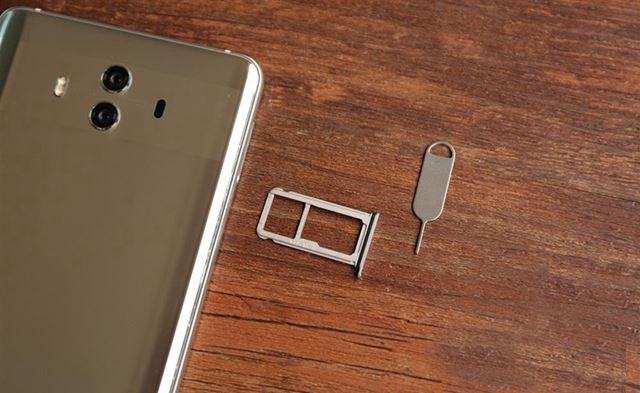 华为Mate10怎么装卡/插卡？华为Mate10手机SIM卡安装图文教程 