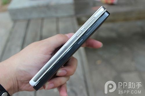 小米4和荣耀6哪个好？小米4和华为荣耀6有什么区别？