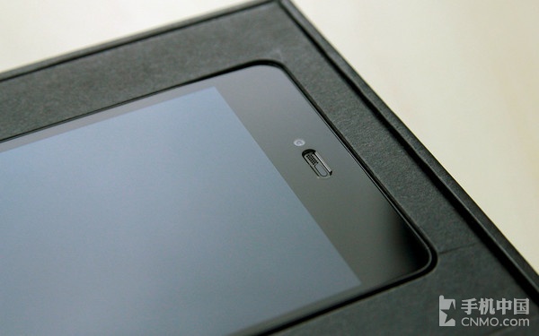 情怀已上细节未满 锤子手机零售版评测 