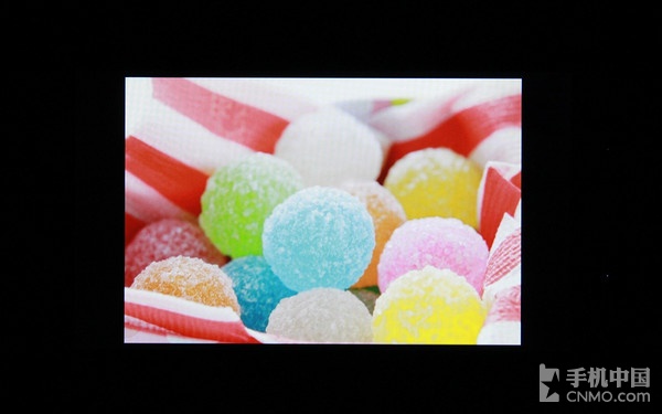 情怀已上细节未满 锤子手机零售版评测 