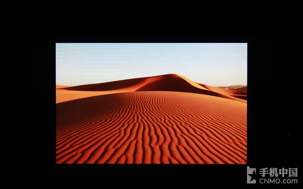 情怀已上细节未满 锤子手机零售版评测 