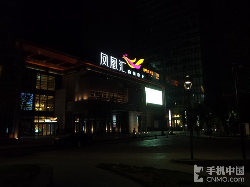 亮点与槽点共存！锤子手机T1全面评测 