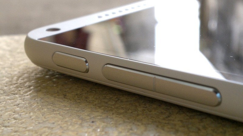 【诺基亚N8】白色的HTC D816w 开箱全特写 评测图片11