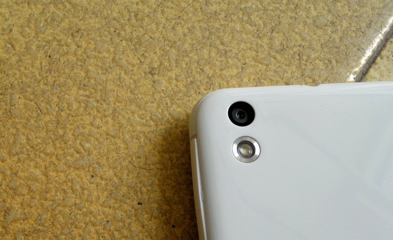 【诺基亚N8】白色的HTC D816w 开箱全特写 评测图片12