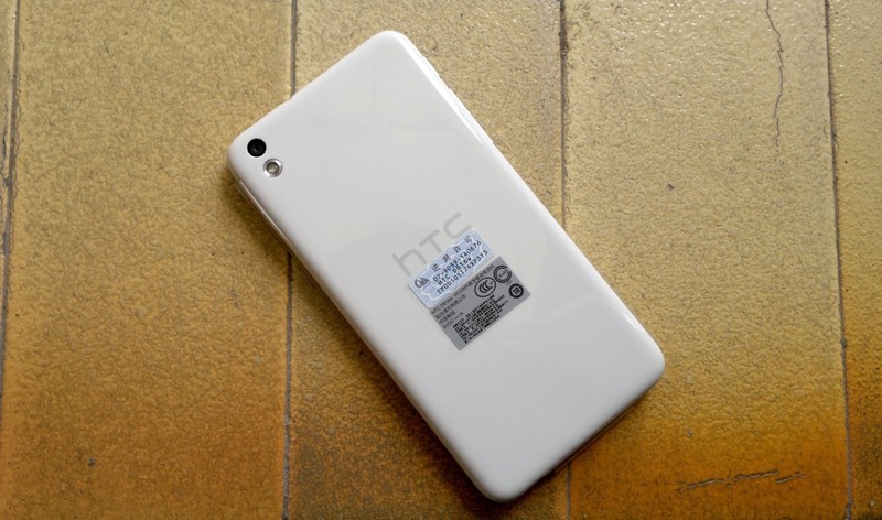 【诺基亚N8】白色的HTC D816w 开箱全特写 评测图片17