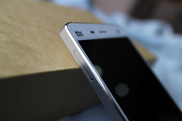 多图杀猫！小米4白色版真机图赏 比黑色的赞多了图片6