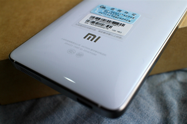 多图杀猫！小米4白色版真机图赏 比黑色的赞多了图片10