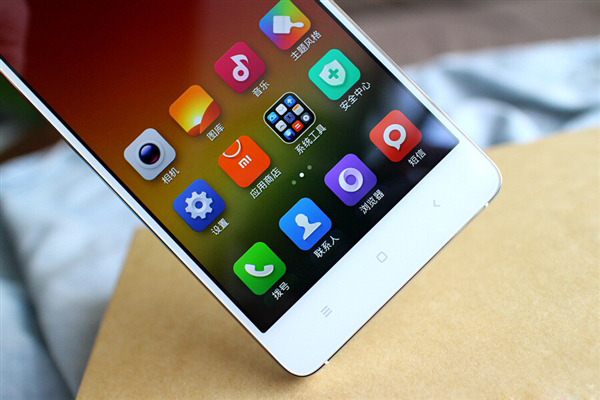 多图杀猫！小米4白色版真机图赏 比黑色的赞多了图片15