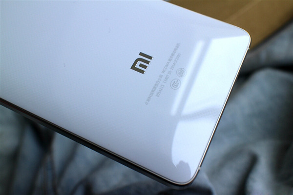 多图杀猫！小米4白色版真机图赏 比黑色的赞多了图片21