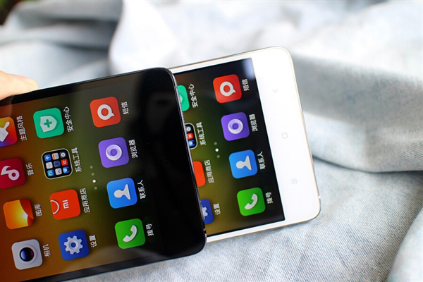 多图杀猫！小米4白色版真机图赏 比黑色的赞多了图片26