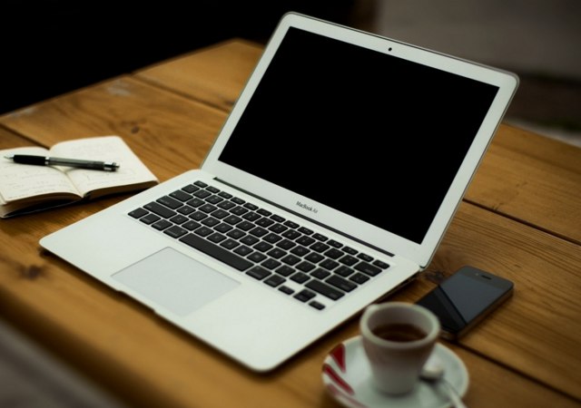 电脑有必要关机吗 电脑不关机能工作几天 有什么危害？