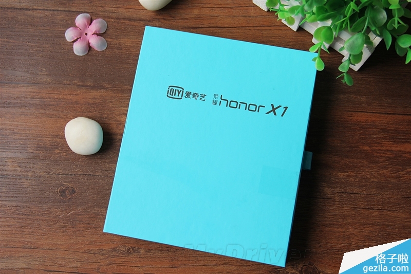 1999元看片神器！爱奇艺版荣耀X1评测