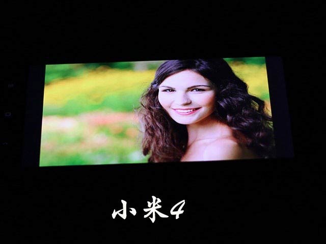 价格相差9毛9 一加手机与小米4应该选谁 