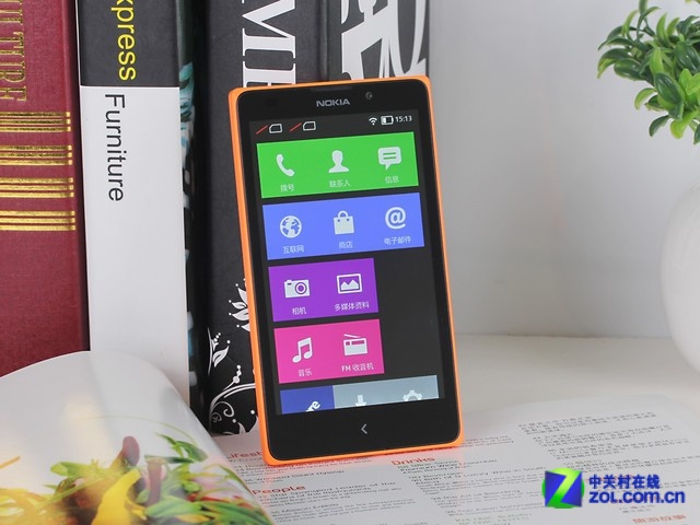 除了4G还有啥不同 3G/4G版诺基亚XL对比 