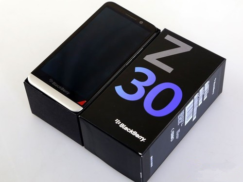 黑莓10全触屏旗舰 黑莓Z30开箱及图赏 