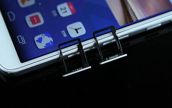 全网通4G金属一体化设计 华为麦芒3评测