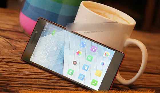 联想VIBE X2正面外观