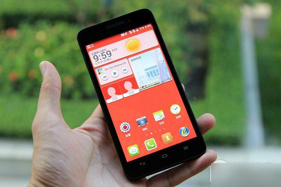 华为荣耀畅玩4在千元以内有竞争力吗？ 细看华为荣耀畅玩4