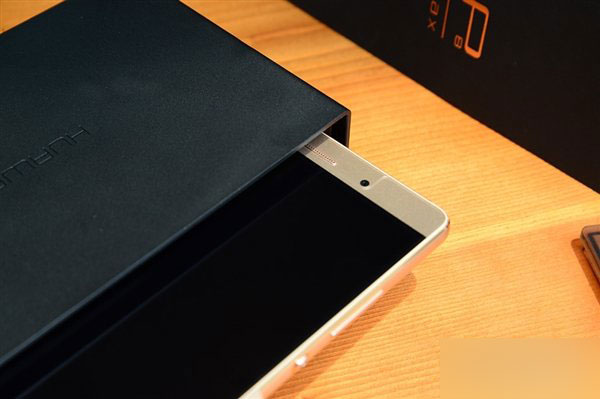 华为巨屏旗舰P8 Max来了：售价瞄准iPhone 6