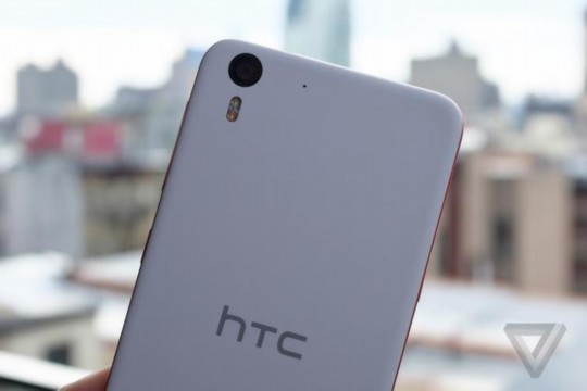 能否成为新一代自拍王？HTC Desire Eye上手