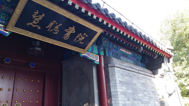 比更大更强大! 三星Edge对比iPhone 6 