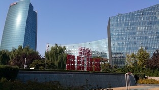 比更大更强大! 三星Edge对比iPhone 6 