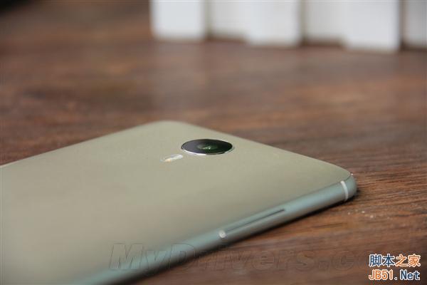 土豪金魅族MX4来了！三色大集合图赏
