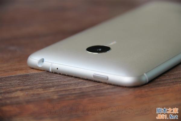 土豪金魅族MX4来了！三色大集合图赏