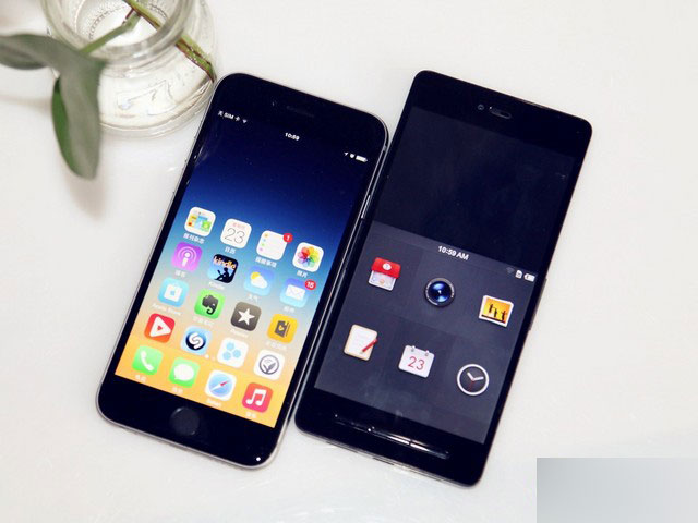 天生骄傲被完爆 锤子手机对比iPhone 6 