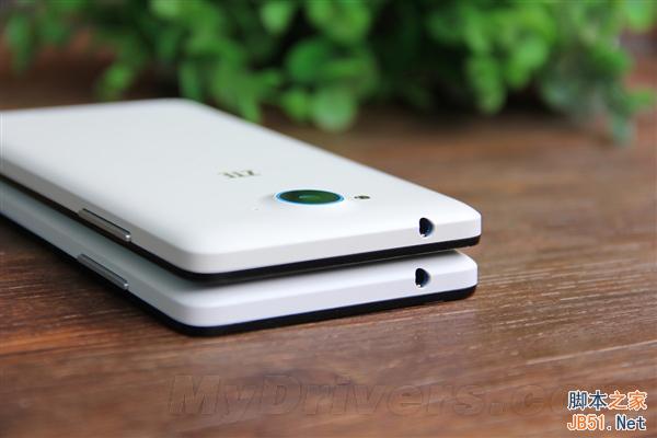 899元/全网通 中兴V5S对比V5图赏