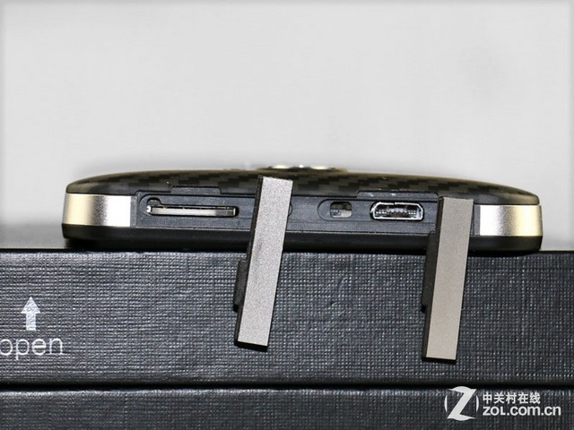 128位独立安全芯片 7999元VEB W1评测 