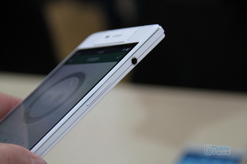 OPPO N3/R5上手简评：旋转镜头+全球最薄 魅族MX4 Pro大敌当前