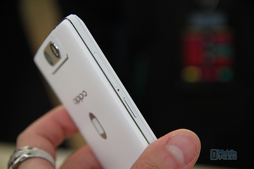 OPPO N3/R5上手简评：旋转镜头+全球最薄 魅族MX4 Pro大敌当前