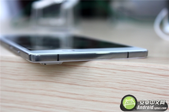 OPPO N3/R5上手简评：旋转镜头+全球最薄 魅族MX4 Pro大敌当前