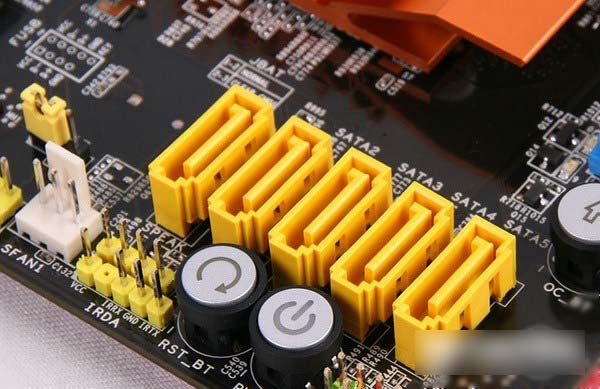 SATA3.0、M.2、PCI-E接口固态硬盘有什么区别 如何选择?