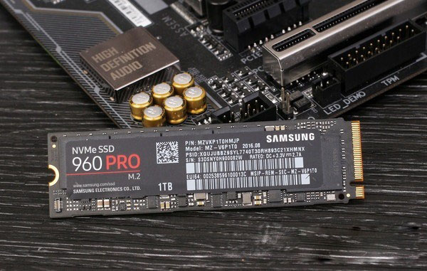 SATA3.0、M.2、PCI-E接口固态硬盘有什么区别 如何选择?