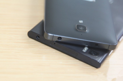 小米4采用倒角设计，亮边面积增大