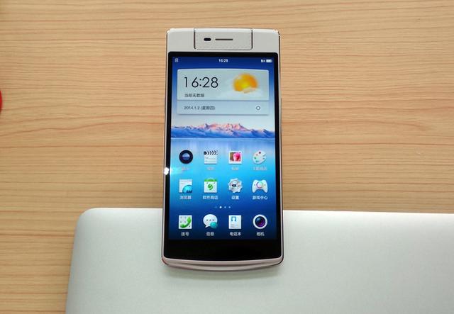 OPPO N3体验：自动旋转摄像头操作方便